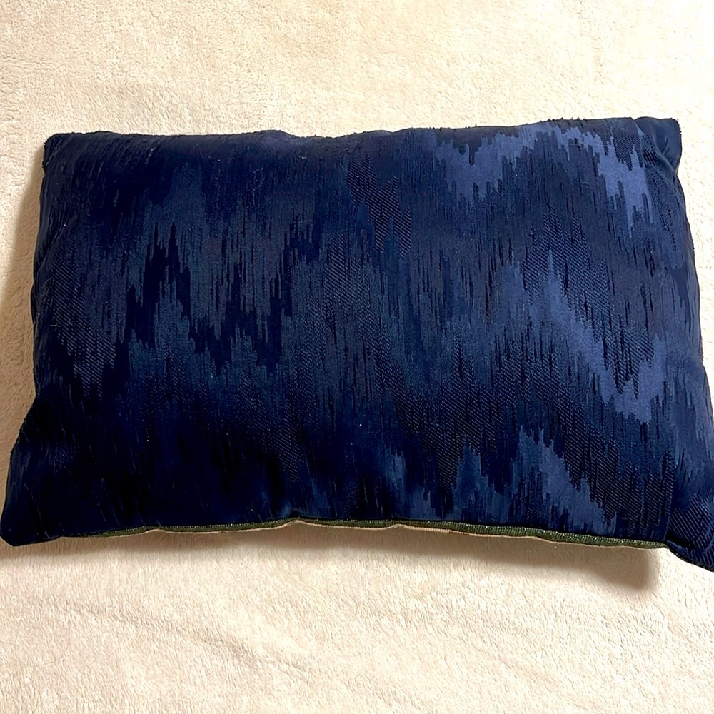 Rectangle Cat Tapestry Pillow with Multicolor Design. Great Condition. - Picture 2 of 5